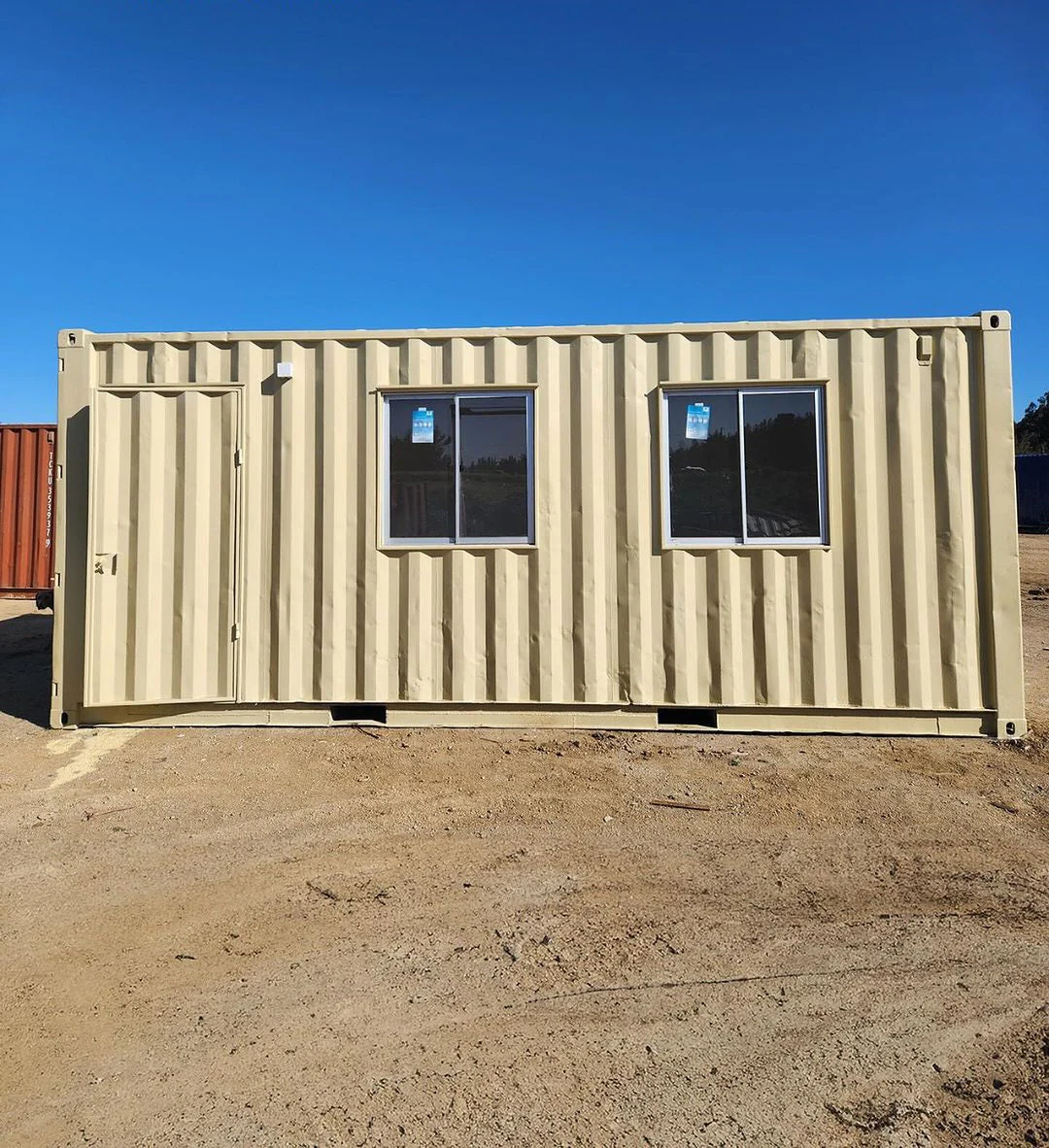 Conteneur maritime Bureau – 24 m² – Image 2