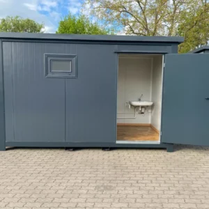 Conteneur sanitaire pour personnes à mobilité réduite – WC avec rampe