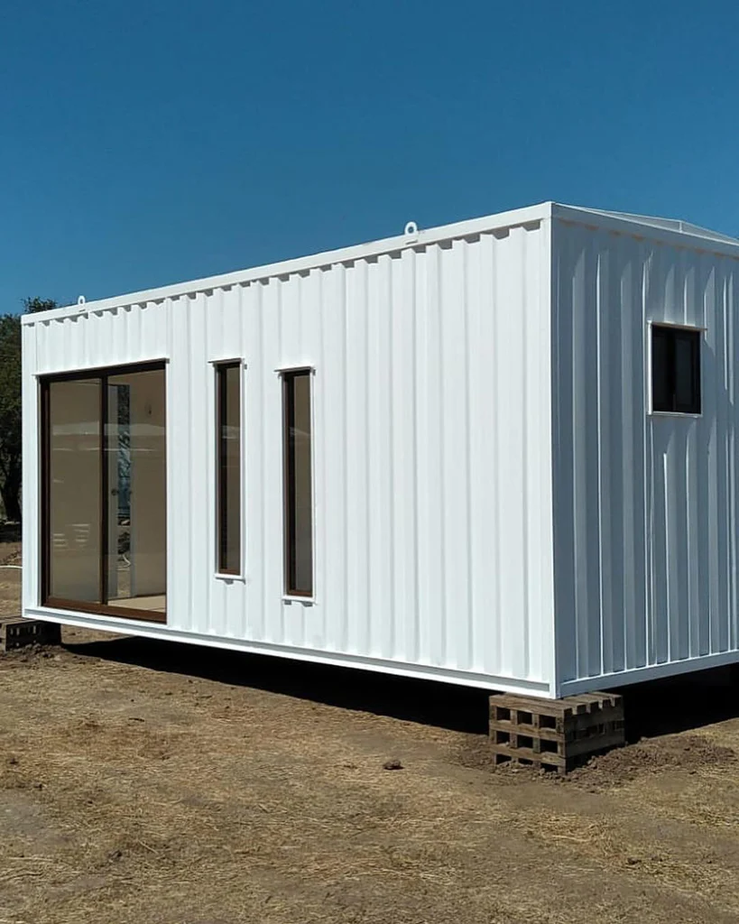 Conteneur Bureau 6 × 2,42 m – 15 m²