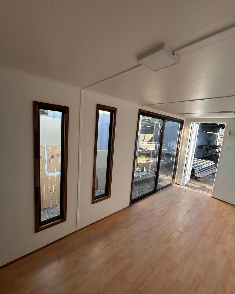 Conteneur Bureau 6 × 2,42 m – 15 m² – Image 5