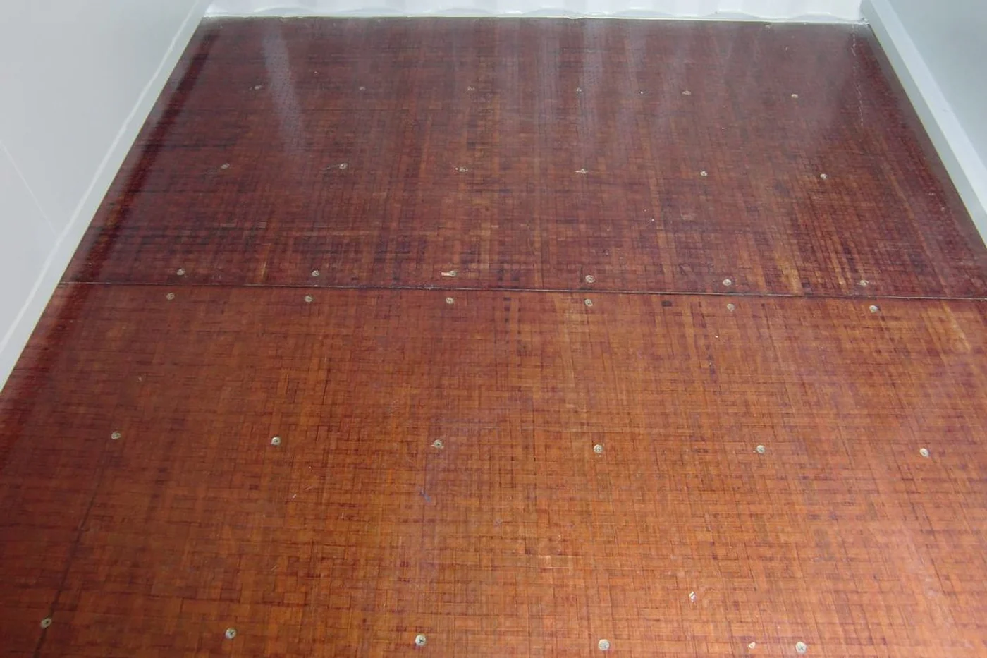 Conteneur de stockage 40 pieds avec 8 portes – Image 8