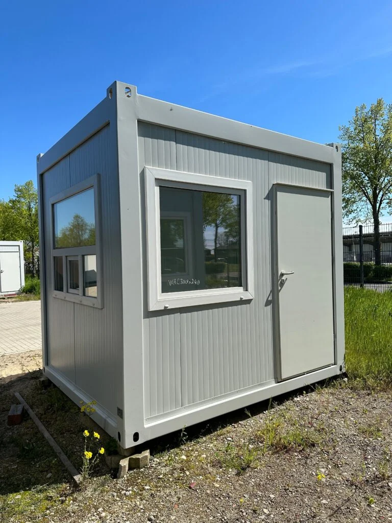 Conteneur Bureau 3,00 × 2,44 m (7,3 m²)